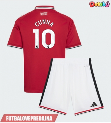 Lacne Dětský Futbalové dres Manchester United Matheus Cunha #10 2026-27 Krátky Rukáv - Domáci (+ trenírky)